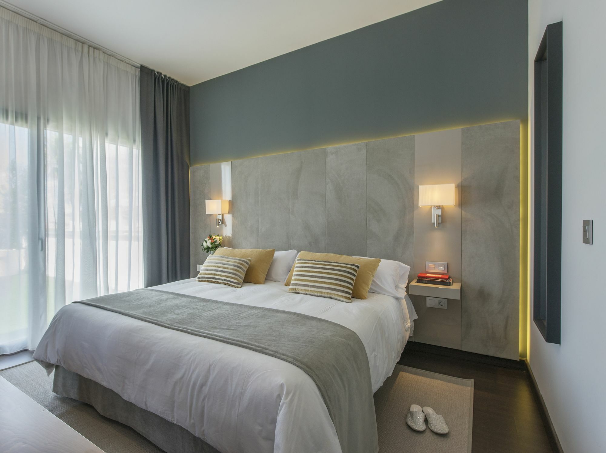 Aparthotel Sevilla Alcala de Guadaira